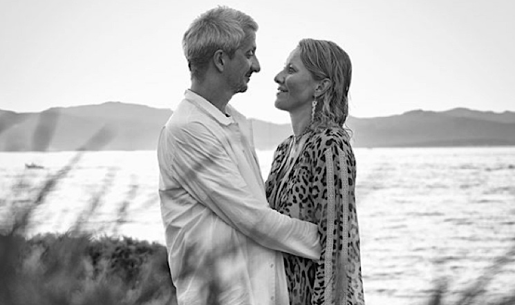 «Навсегда»: Константин Богомолов и Ксения Собчак трогательно поздравили друг друга с годовщиной свадьбы