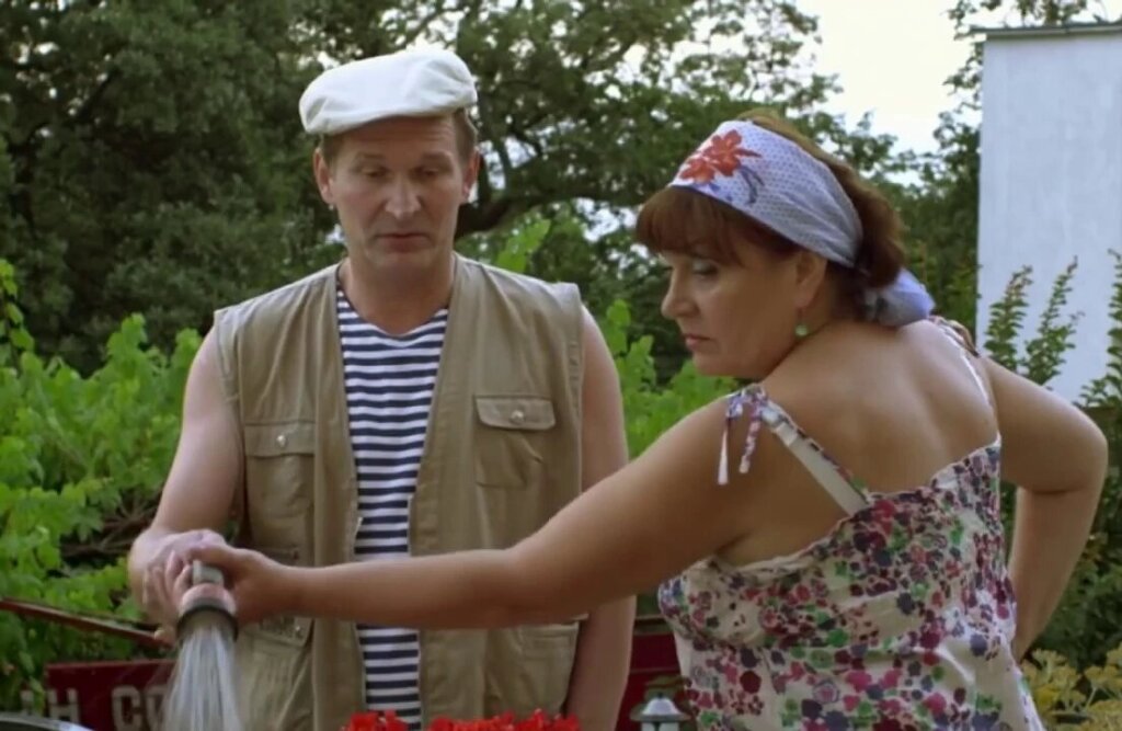 На кого Валюха променяла Ивана: В сеть слили интересное фото со съемок «Сватов-7»