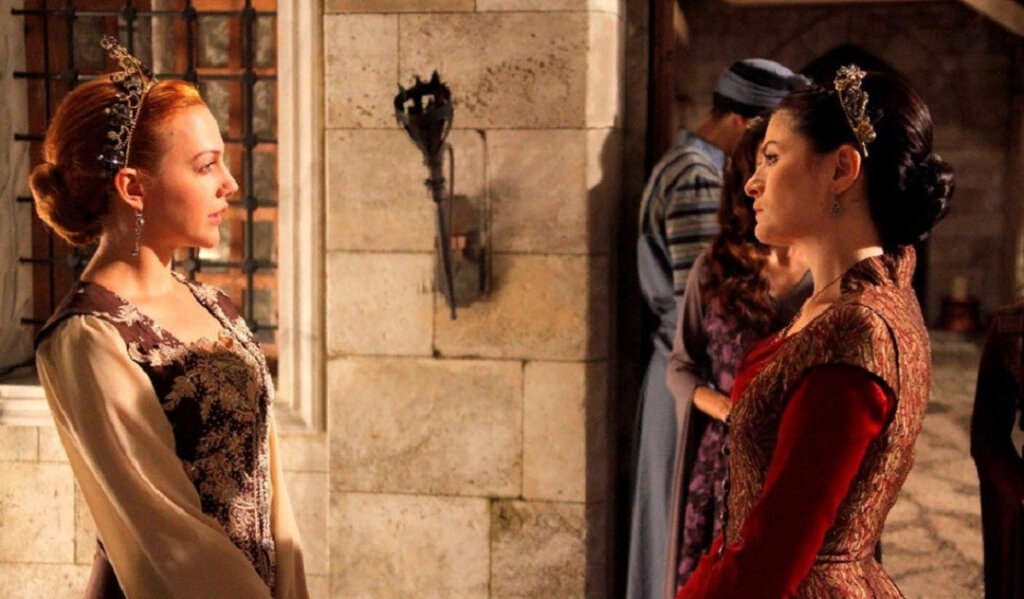 Страшная тайна Шах-султан, узнав которую Хюррем сумела ее победить