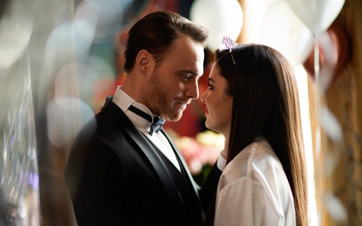 Рейтинг самых популярных пар сериалов Турции в 2021 году