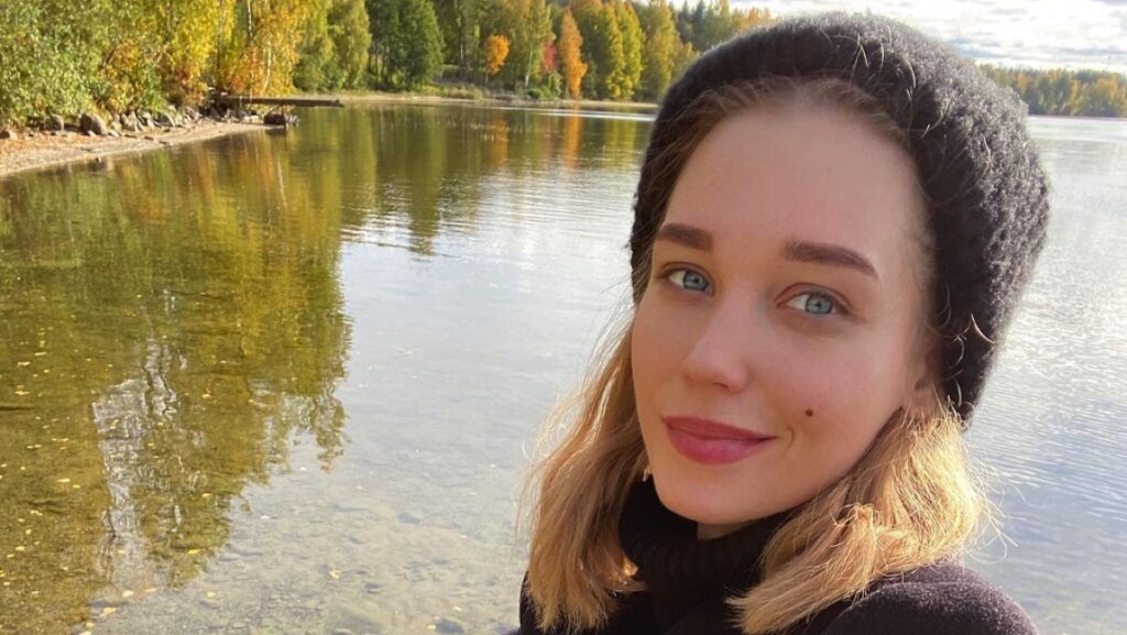 Кристина Асмус носит траур