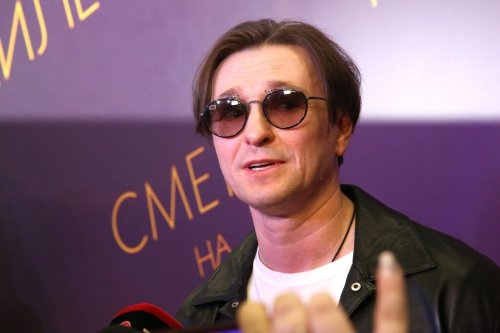 Новости шоу-бизнеса: Безруков улетел из России, Асмус напугала родителей, а у Водонаевой проблемы со здоровьем