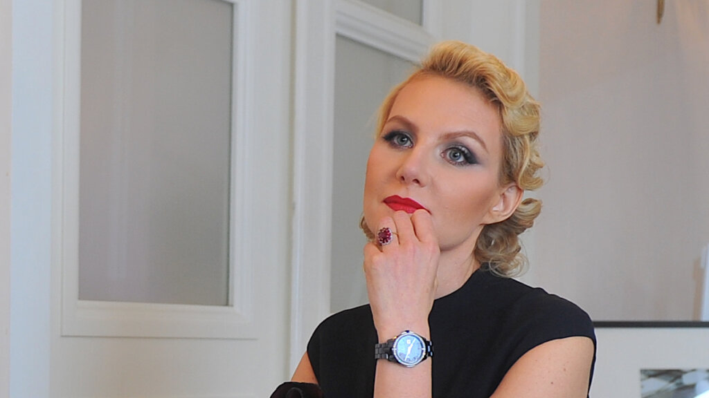 Рената Литвинова сообщила о несчастье