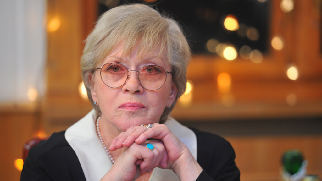 Внук озвучил известие об Алисе Фрейндлих: «Было чудо»