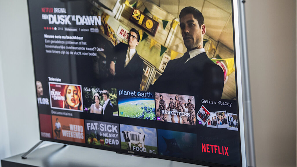 Россияне подали в суд на Netflix