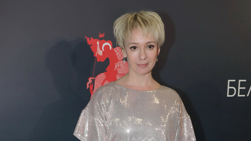 Звезда фильма «Любовь и голуби» сообщил, что на самом деле произошло с Чулпан Хаматовой в Латвии