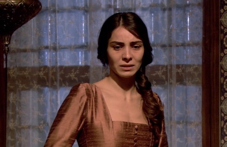 Главные красавицы турецких сериалов, которые так и не смогли обрести настоящую любовь