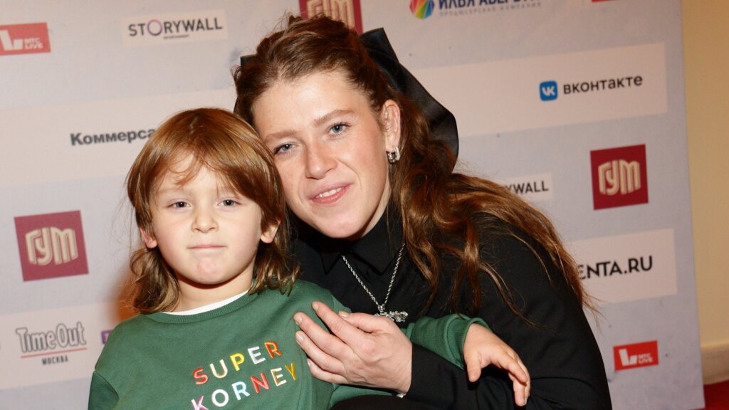 Звезда сериала «Чики» Варвара Шмыкова вновь ждет ребенка