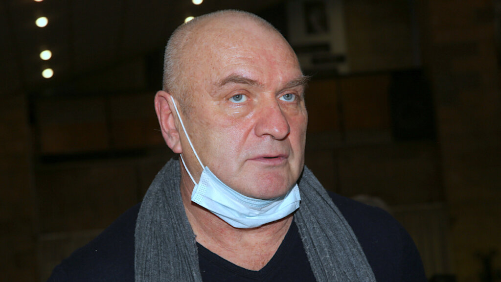 Александр Балуев сильно страдает в разлуке с дочкой