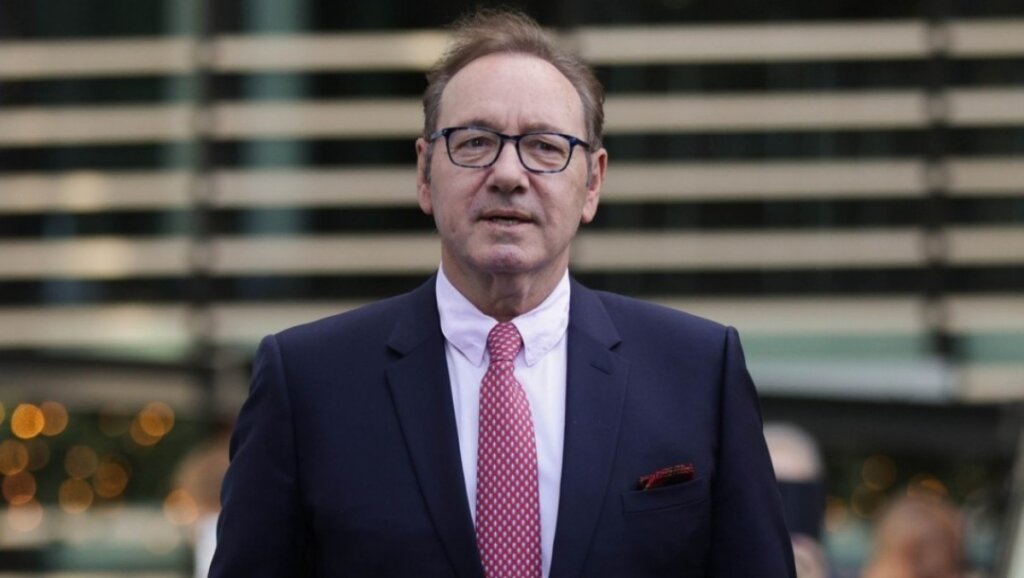 Кевин Спейси был госпитализирован в Узбекистане с подозрением на инфаркт