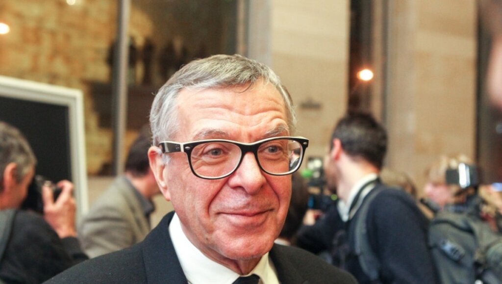 «Обрел порядок, покой, хозяйку»: 67-летний Андрей Ургант женился на избраннице на 21 год младше его