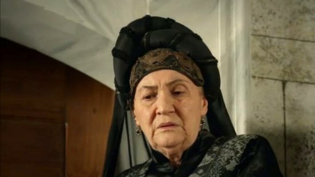 Рак, коронавирус, сердечный приступ: причины смерти звезд «Великолепного века»