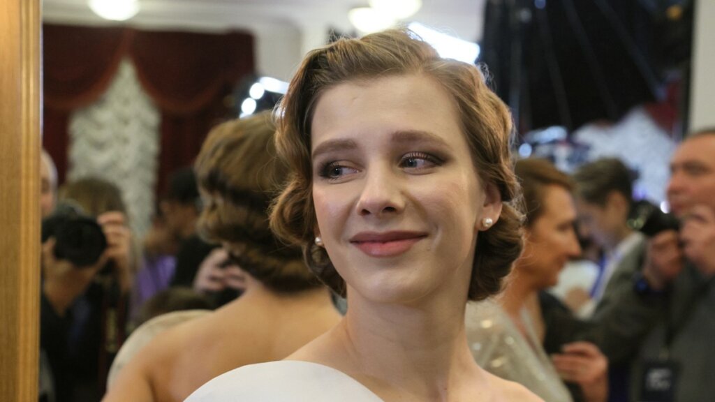 Лиза Арзамасова показала, как отпраздновала первый месяц жизни дочери