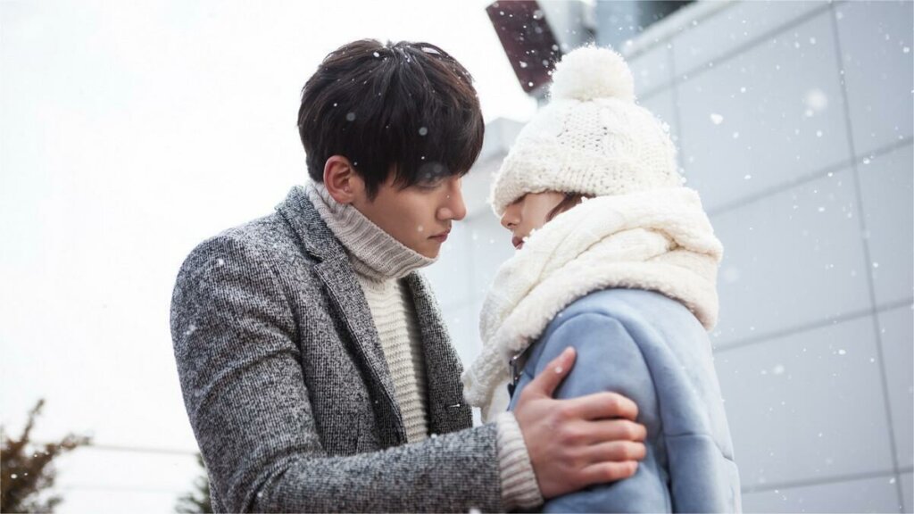 Очень горячо: 15 шикарных поцелуев из корейских дорам