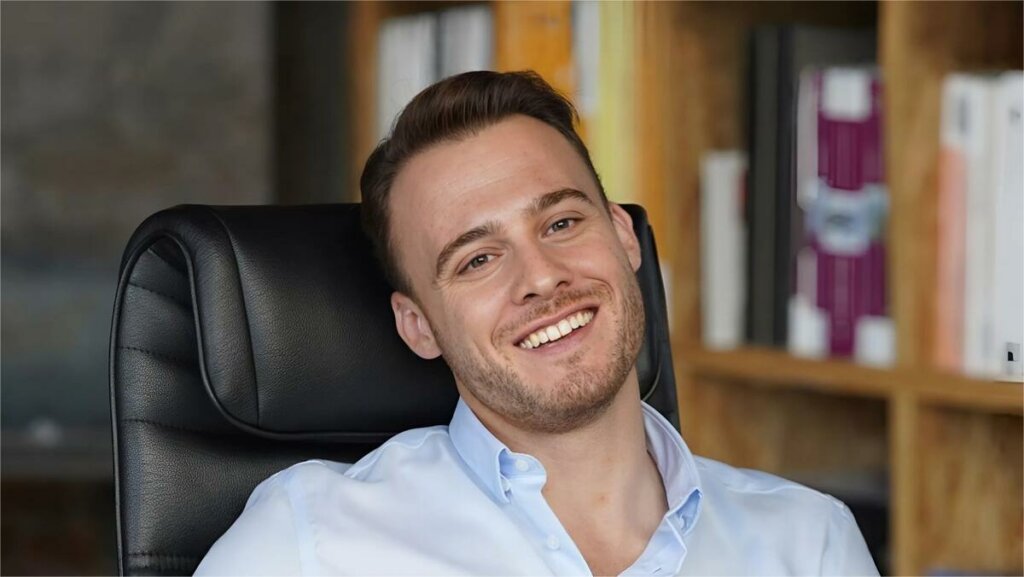 Вернулся к Сабанджи: Керем Бюрсин и Мелиса Тапан помирились