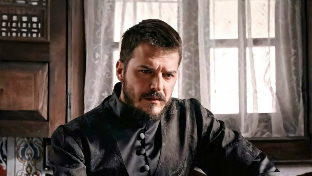 Несчастный шехзаде Мустафа: Не предавал Сулеймана, не любил Джихангира и мечтал о Хюррем