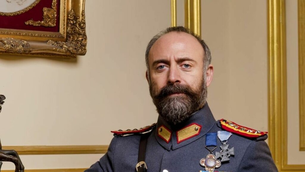 Султан, уголовник, изменщик и не только: очень многогранная жизнь турецкого актера Халита Эргенча