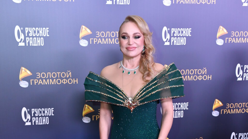 Алла Довлатова объявила о своем уходе: вот что сказала