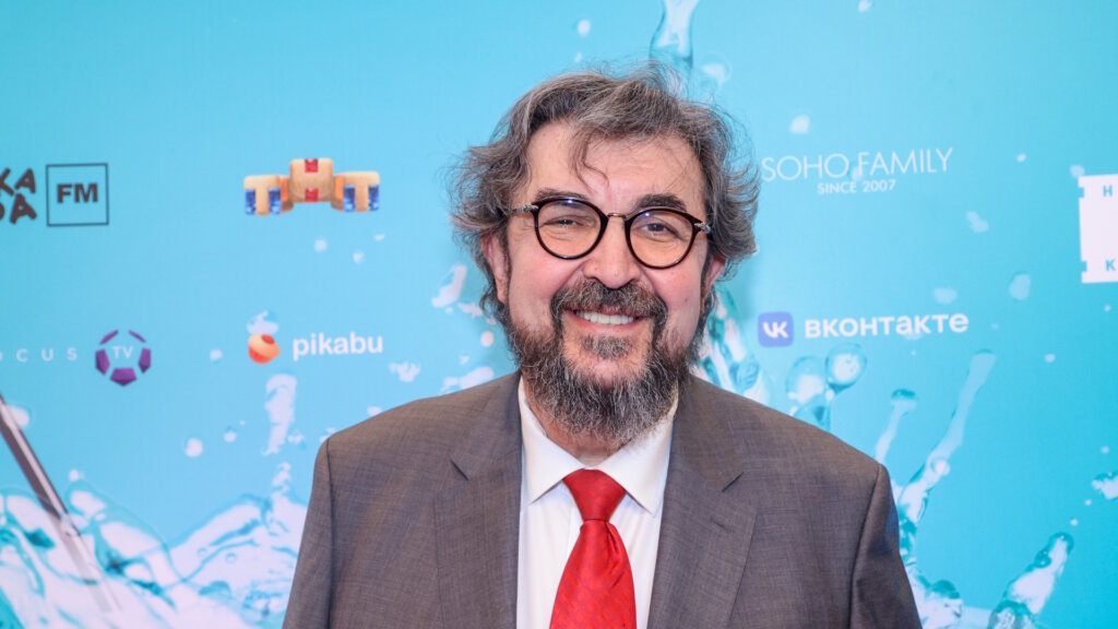 Врачи более получаса пытались спасти Игоря Золотовицкого после остановки сердца