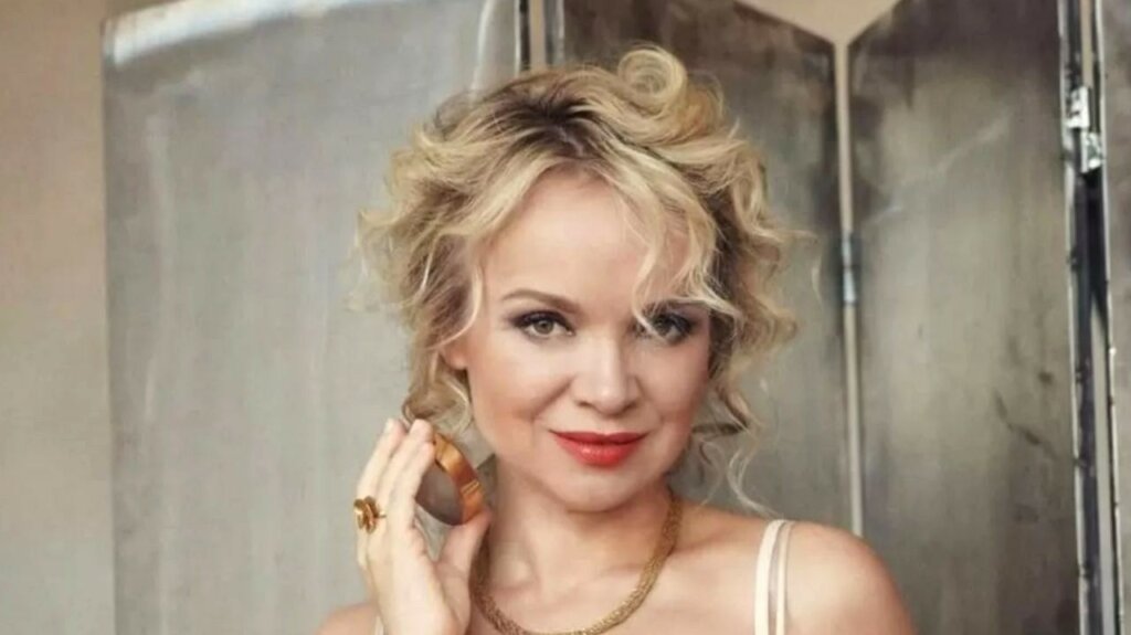 Родившая в 46 Виталина Цымбалюк-Романовская показала маленькую красавицу дочь