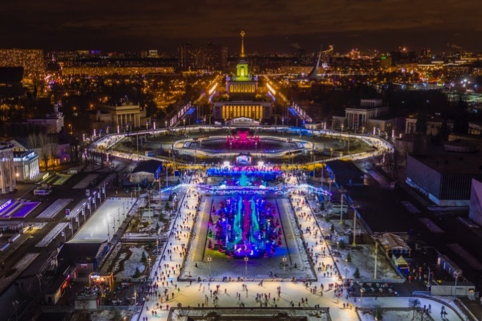 Каток на ВДНХ 2018: открытие, график работы Каток на ВДНХ 2018: открытие, график работы
