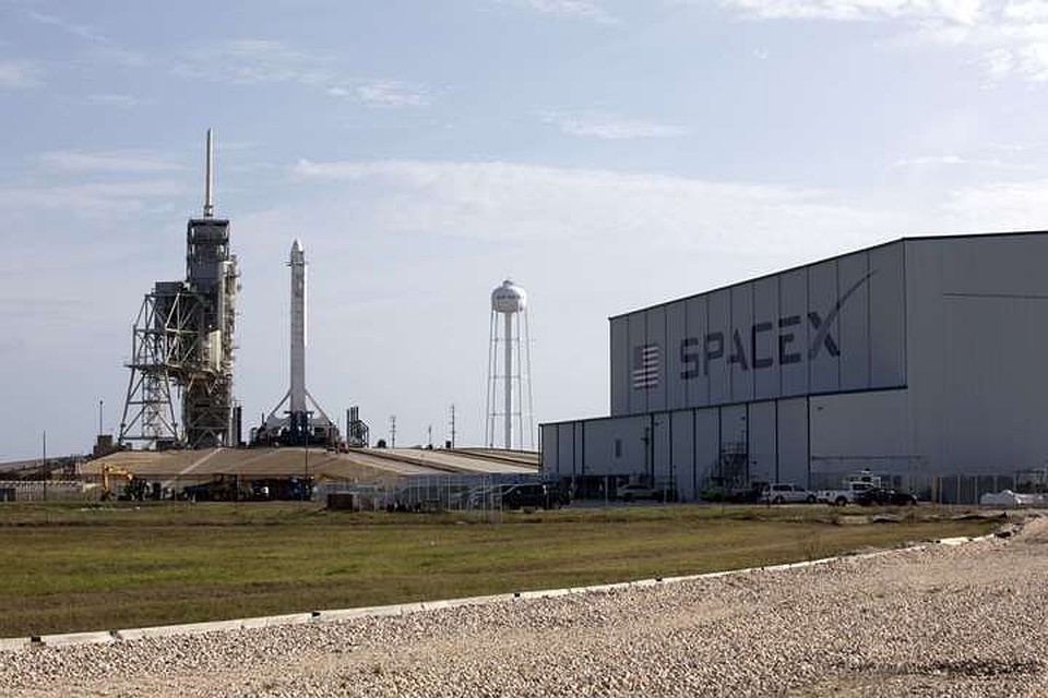 SpaceX в 2018 году обещает увеличить количество запусков ракет SpaceX в 2018 году обещает увеличить количество запусков ракет