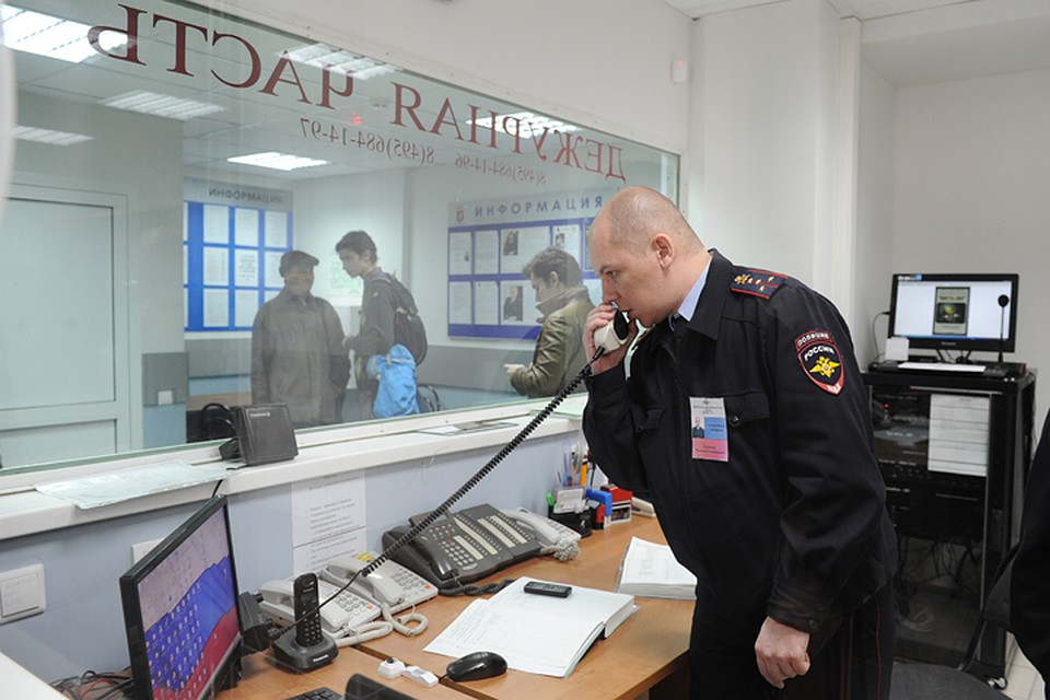 В результате двое мужчин были задержаны