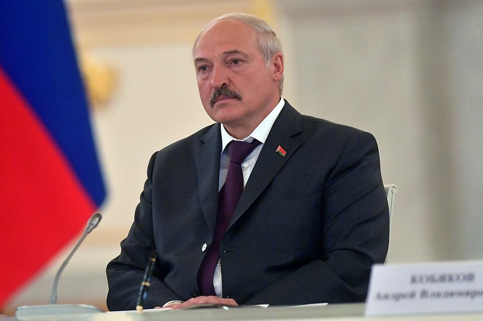 Лукашенко прокомментировал возможность введения контрактной службы вармии Лукашенко прокомментировал возможность введения контрактной службы вармии