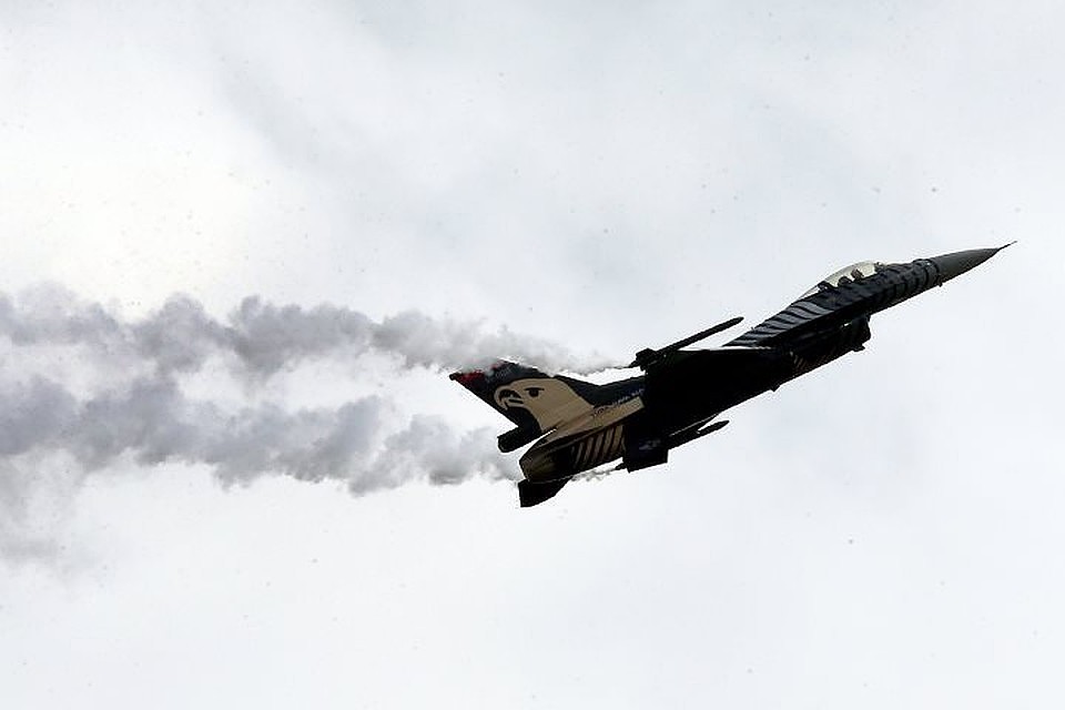 Бомбардировщик МиГ-27 потерпел крушение в Индии Бомбардировщик МиГ-27 потерпел крушение в Индии