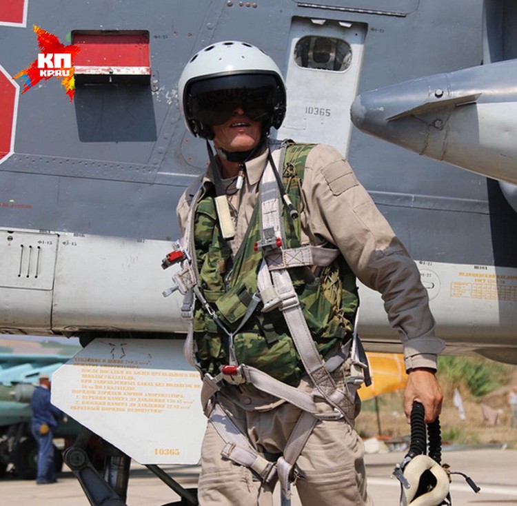 Первое фото российского пилота на базе в Латакии