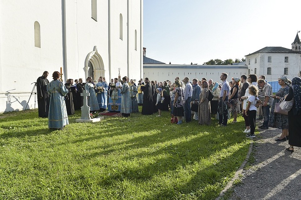 Епархия иными словами. Библиотека вологодского кафедрального собора. Молитва не имамы иныя помощи. Библиотека вологодского кафедрального собора. Библиотека вологодского кафедрального собора.
