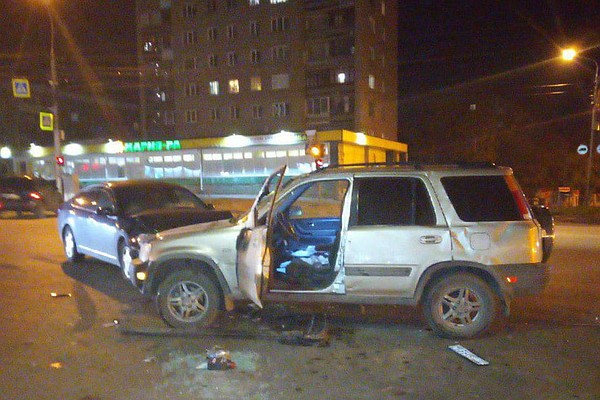 Нст 54 новосибирск аварии сегодня на фрунзе. Случайно подсмотренное у девушек. Нога на ногу подсмотрено. Подгляд 2021. Аст подсмотрено.