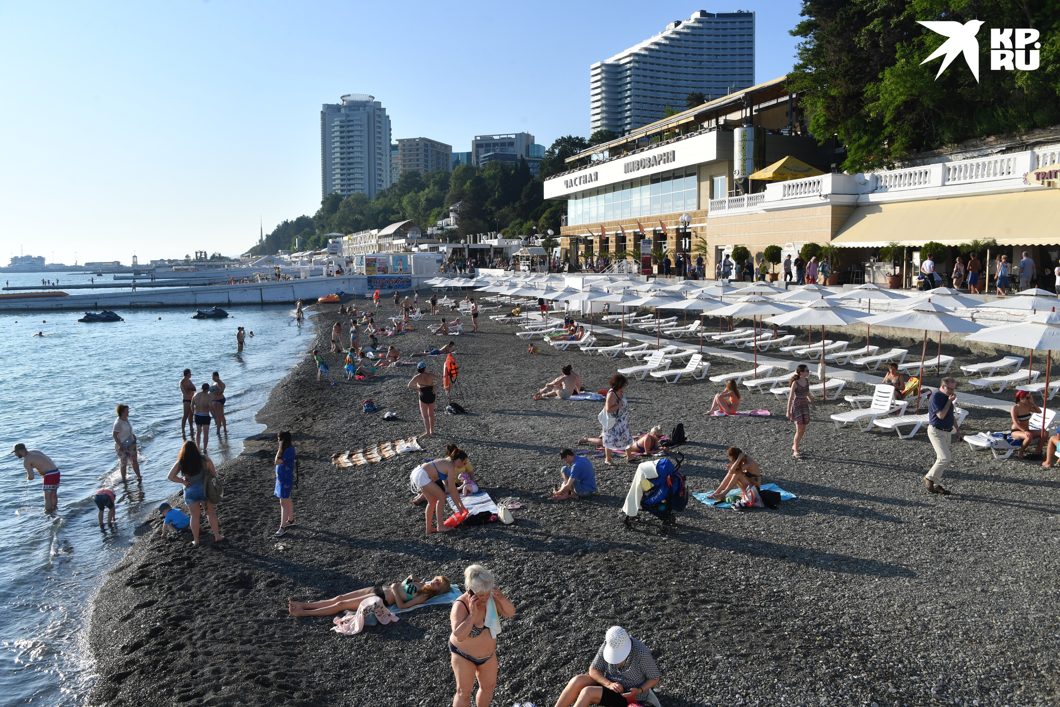 На курорты Крыма и Краснодарского края легко можно добраться из Петербурга.