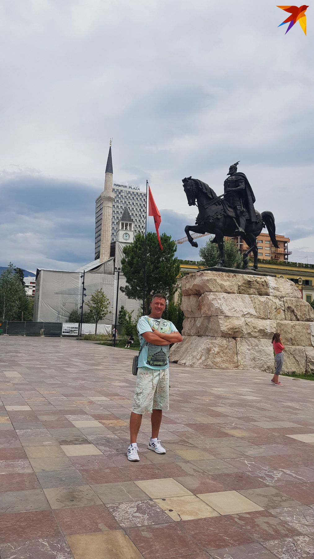- Нас прозвали рекордсменами по ходьбе – за день в Тиране с коляской мы прошли 16 километров. Фото: личный архив.