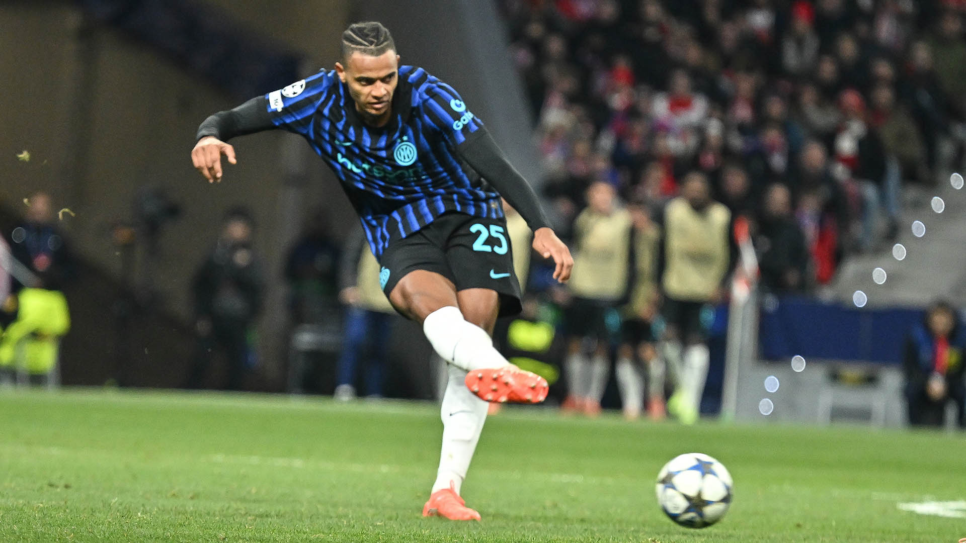 ФК «Интер М» — ФК «Ливерпуль». Фото: globallookpress.com/Atilano Garcia