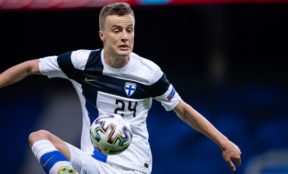 Роберт Иванов готов сыграть против России. Фото: Global Look Press