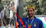 Чемпион Европы Кьеллини гордится, что его укусил соперник
