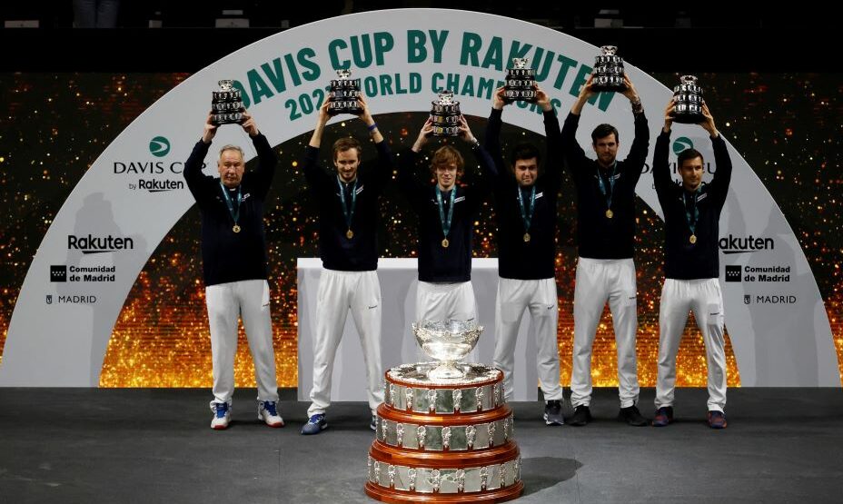 Сборная России по теннису выиграла Кубок Дэвиса