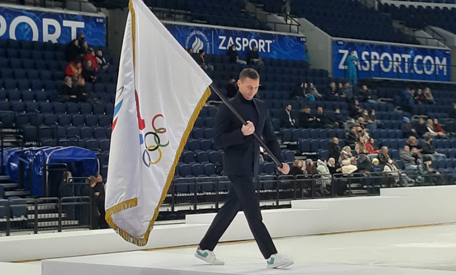 Олимпийский чемпион-2014 Александр Легков поучаствовал в презентации новой формы на Игры-2022 в Пекине.
Фото: «КП Спорт»