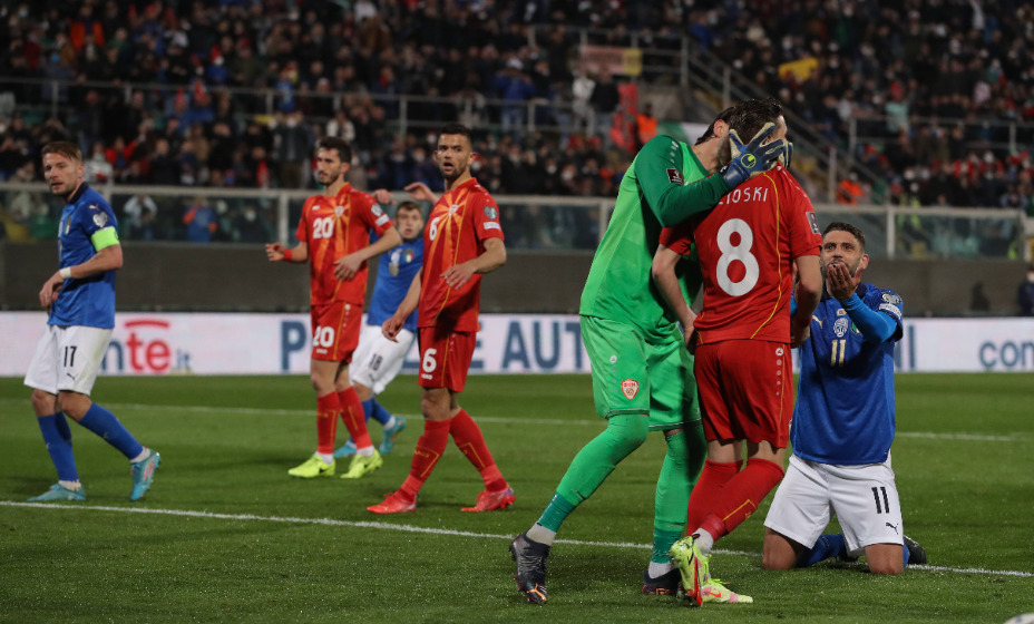 Италия сенсационно проиграла Северной Македонии и не попала на ЧМ-2022. Фото: Global Look Press