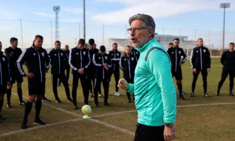 Витор Перейра