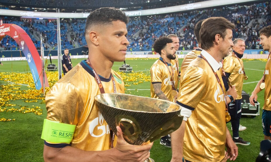 Дуглас Сантос