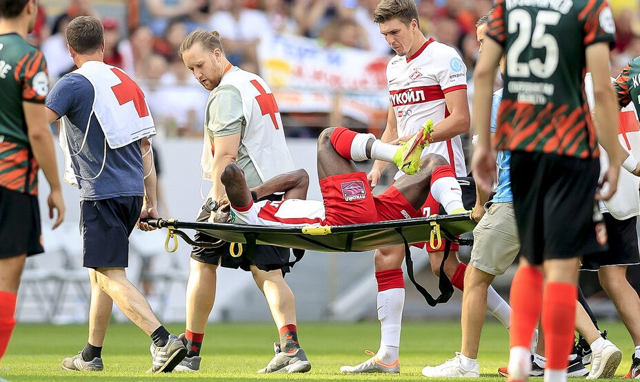 Виктор Мозес