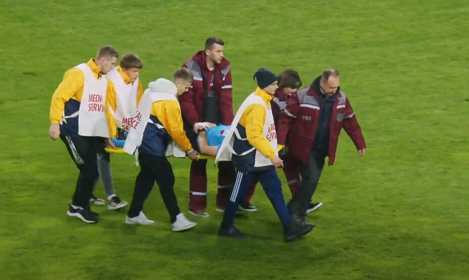 Судьбе в Белоруссии стало плохо во время матча