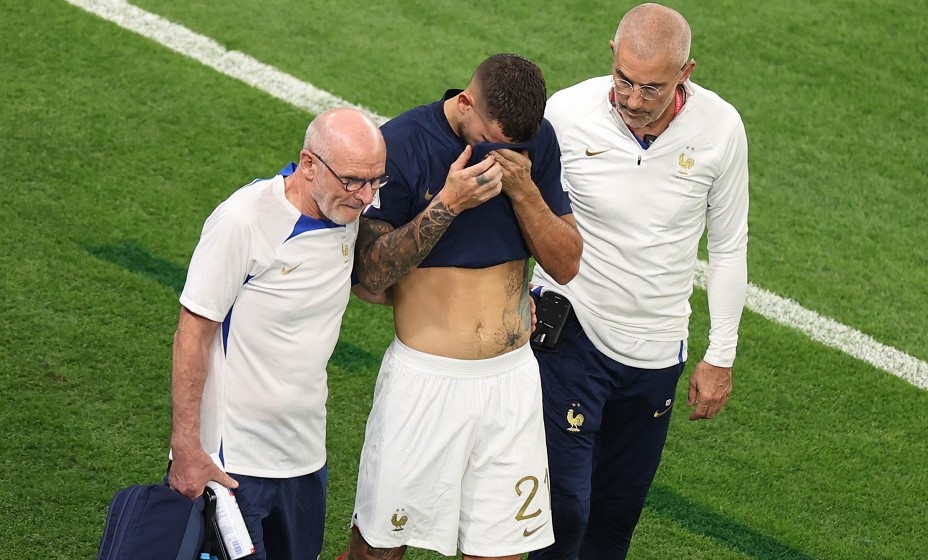 Люка Эрнандес стал для французов уже второй потерей в Катаре. Фото: Reuters