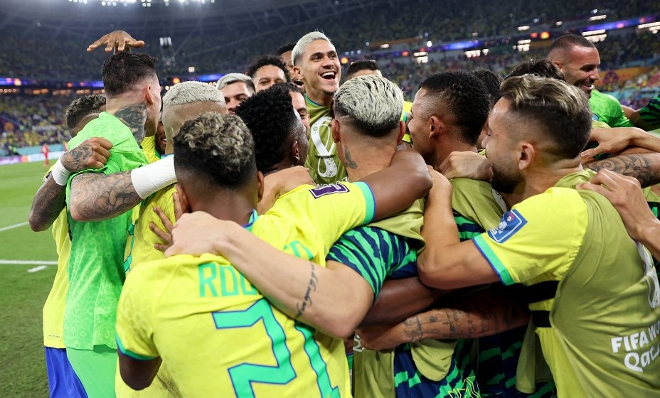 Бразильские игры. Австралия и бразилия. Сербия бразилия чм 2018. Бразилия футбол. Бразилия-швеция 1958 финал состав.