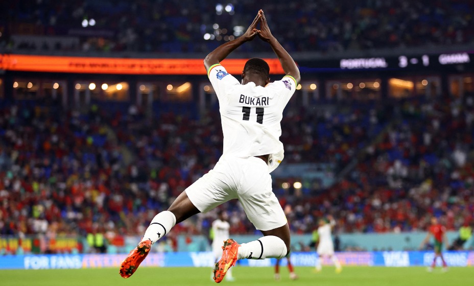 Букари отпраздновал гол в стиле Роналду и разгневал португальца.
Фото: Reuters