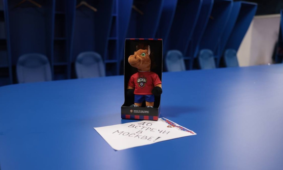 Армейцы прибрались в раздевалке после игры с 