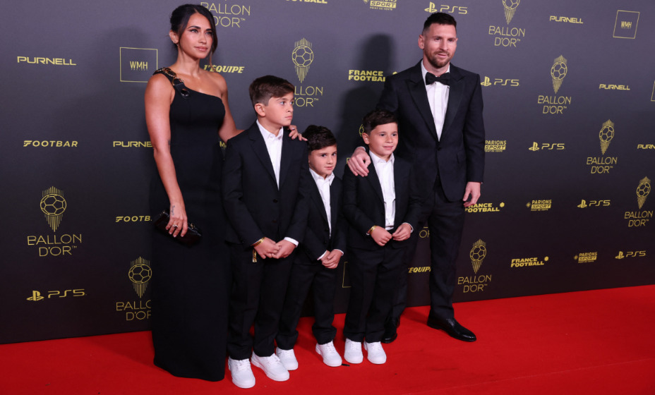 Семья Лионеля Месси уже привыкла к ковровой дорожке. Фото: Reuters