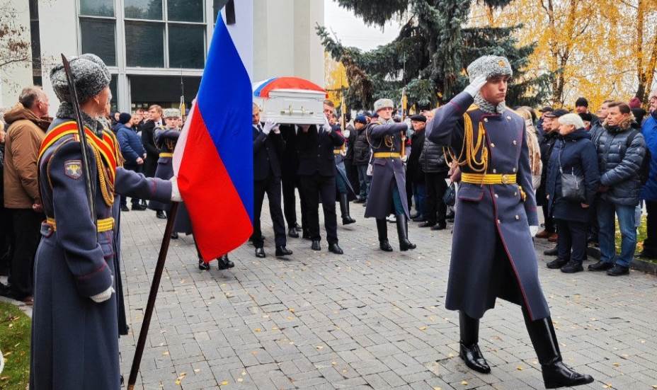 Анфису Резцову проввожали в последний путь с почестями. Фото: КП Спорт